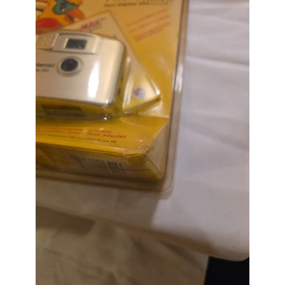 Polaroid PhotoMAX FUN 320 0.1MP Digital Camera - Silver